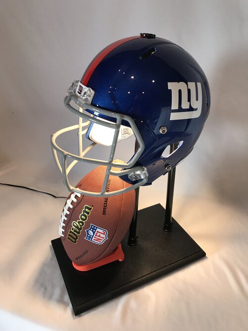 New York Giants Football Lamp – Big League Lighting