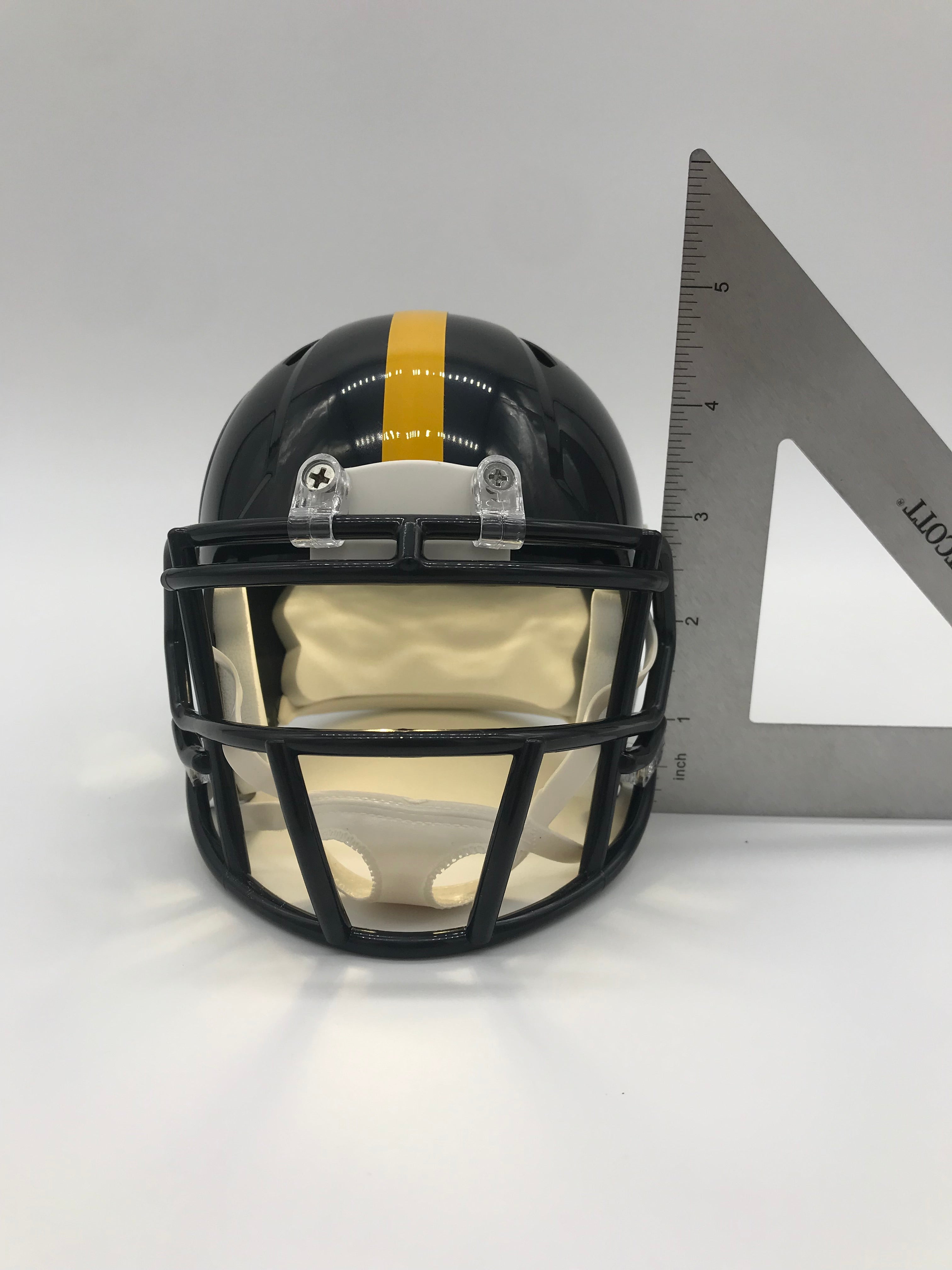 Pittsburgh Steelers Helmet Lamp 